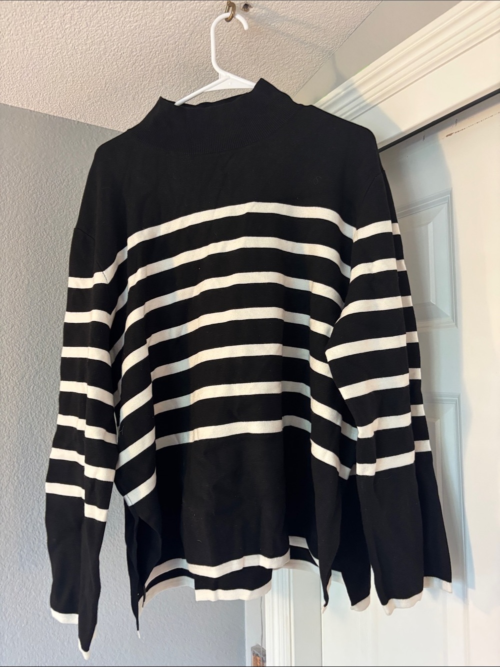 H&M Black and White Striped Turtleneck Sweater